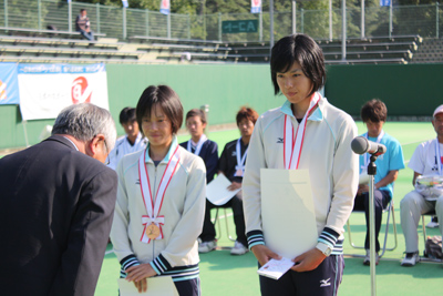 女子３位（上原・平田）